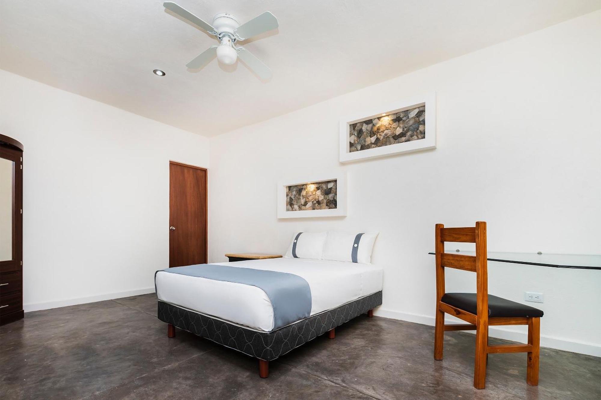 Capital O Hotel Joyma Suites, San Luis سان لويس بوتوسي المظهر الخارجي الصورة