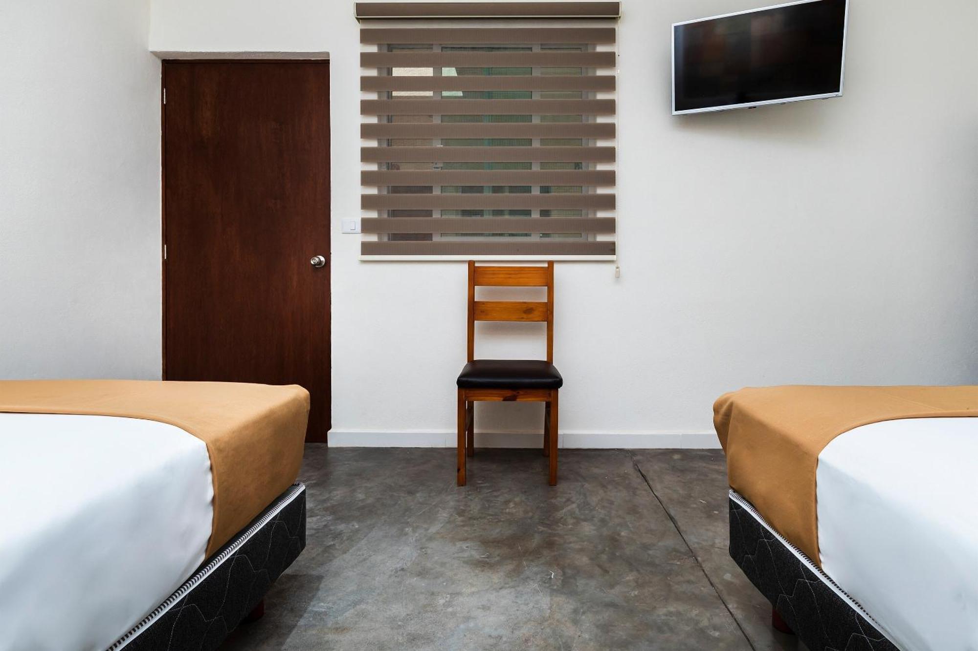 Capital O Hotel Joyma Suites, San Luis سان لويس بوتوسي المظهر الخارجي الصورة