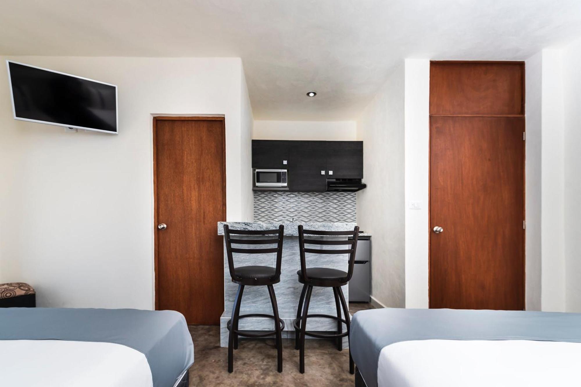 Capital O Hotel Joyma Suites, San Luis سان لويس بوتوسي المظهر الخارجي الصورة