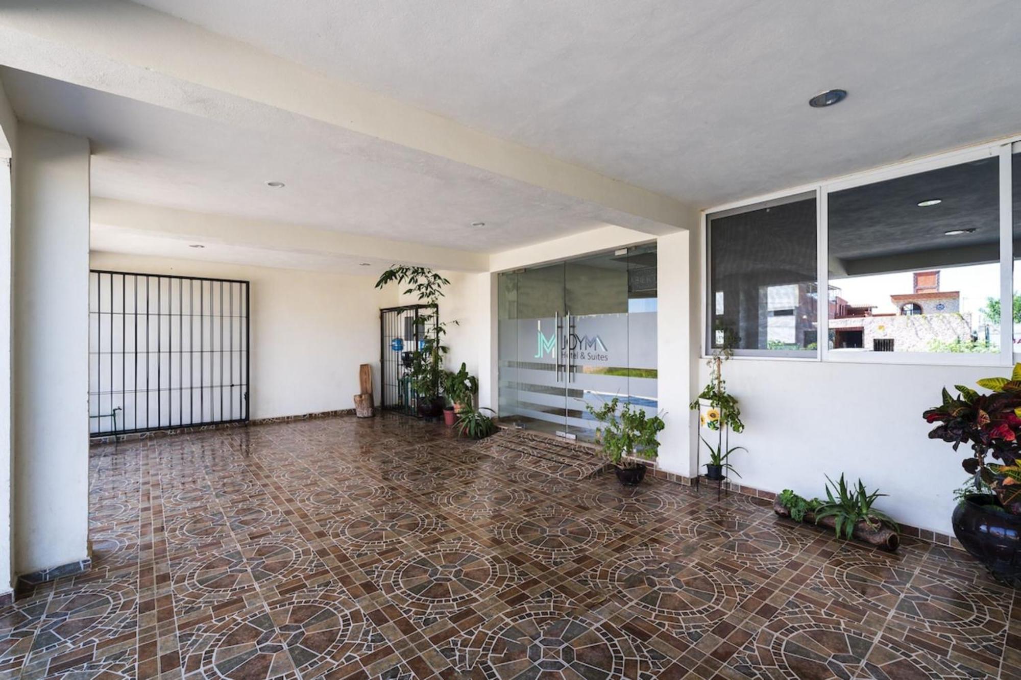 Capital O Hotel Joyma Suites, San Luis سان لويس بوتوسي المظهر الخارجي الصورة